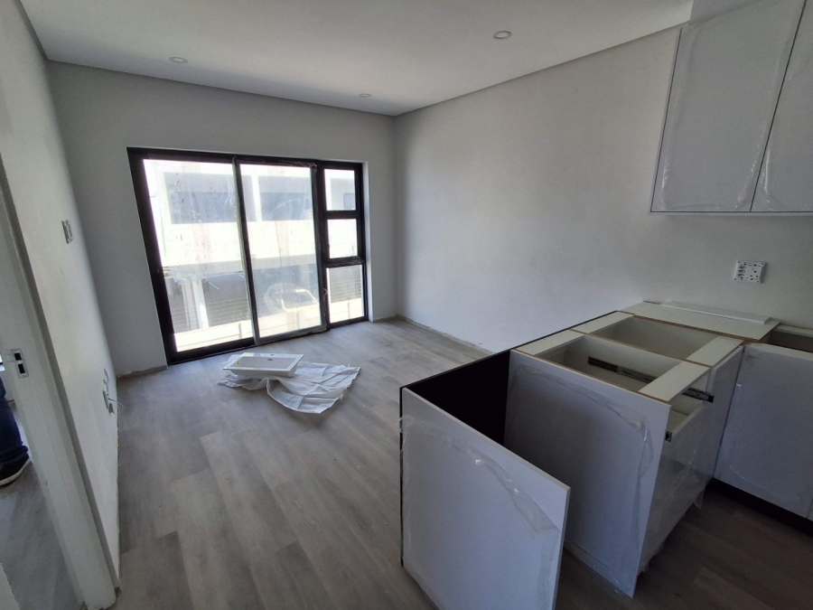 1 Bedroom Property for Sale in Table View Western Cape